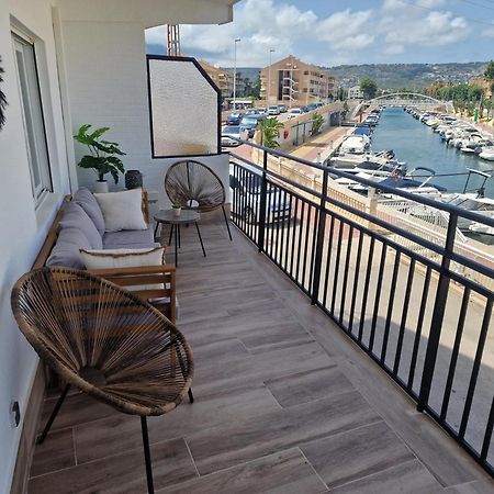 Waterfront 3 Bed Apartment, 90M From The Beach Platja de Larenal Εξωτερικό φωτογραφία