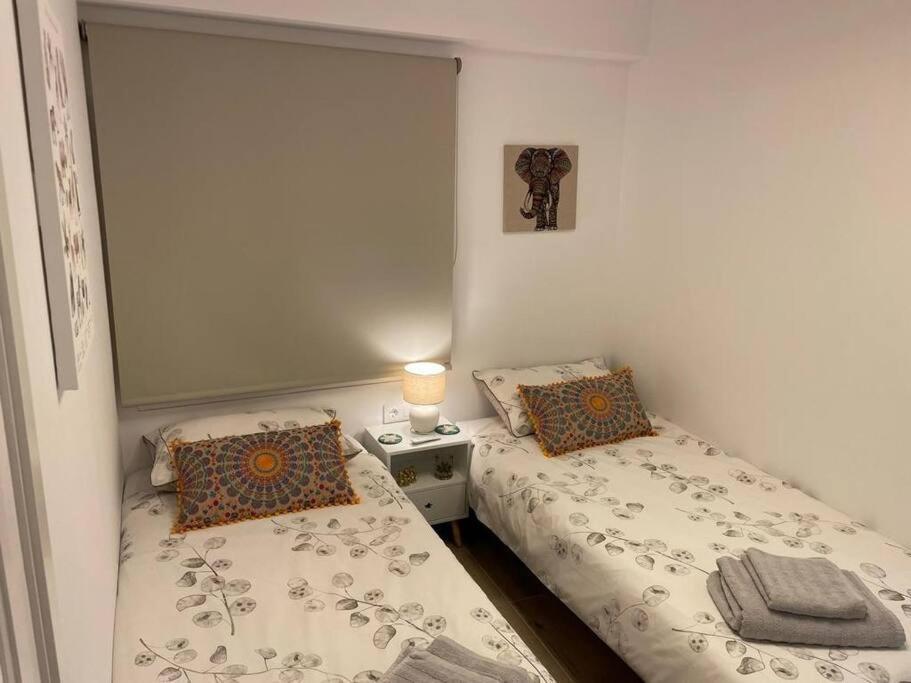 Waterfront 3 Bed Apartment, 90M From The Beach Platja de Larenal Εξωτερικό φωτογραφία